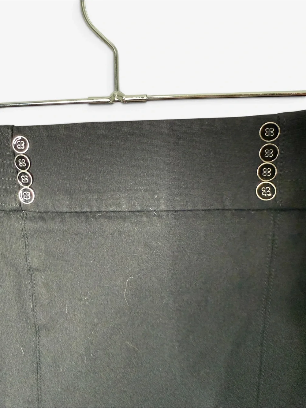 WHITE HOUSE BLACK MARKET Black Size 00 Pencil Skirt Button Accent